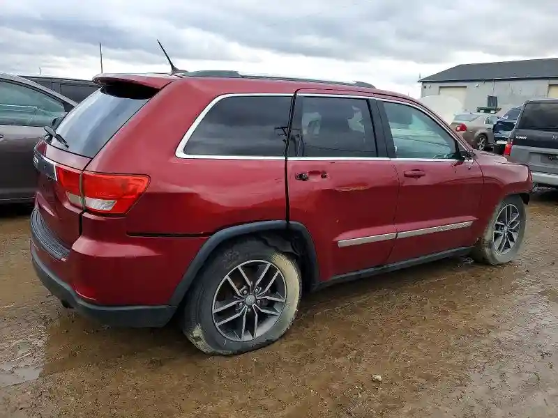 1C4RJFAG3CC246109 2012 JEEP GRAND CHEROKEE-2