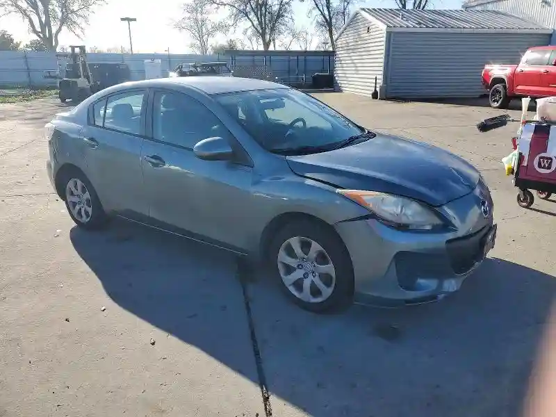 JM1BL1TF2D1703914 2013 MAZDA 3-3