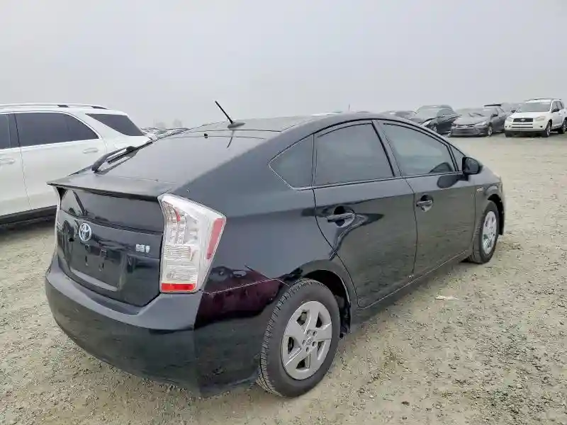 JTDKN3DU2B1452750 2011 TOYOTA PRIUS-2
