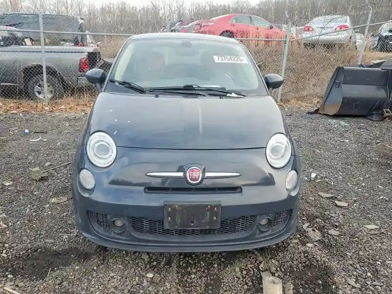 3C3CFFKH4JT377604 2018 FIAT 500-4