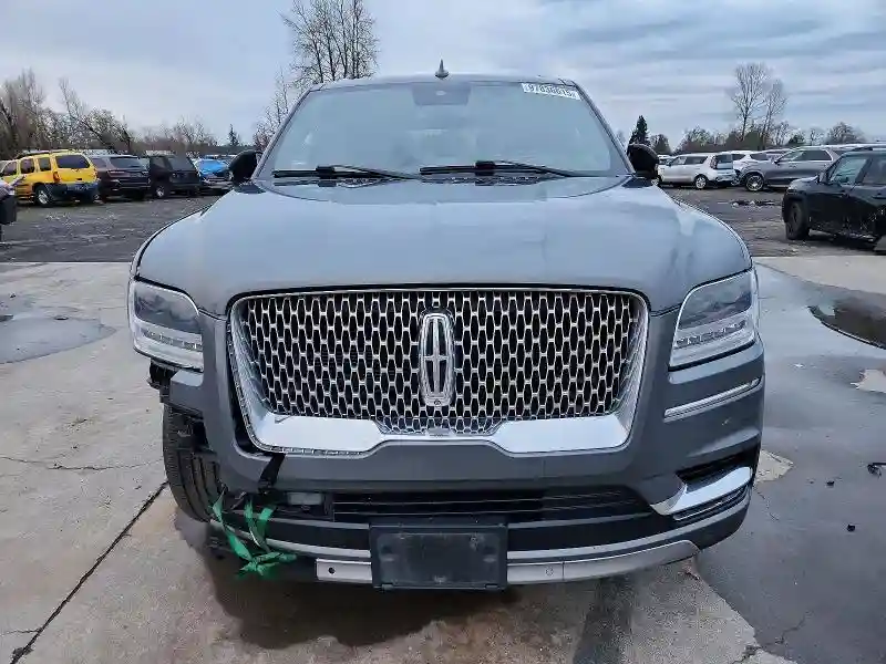 5LMJJ2LT1MEL15216 2021 LINCOLN NAVIGATOR-4