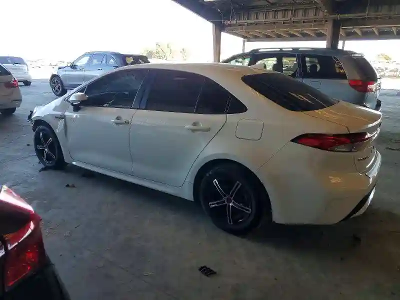 JTDEAMDE3MJ017455 2021 TOYOTA COROLLA-1