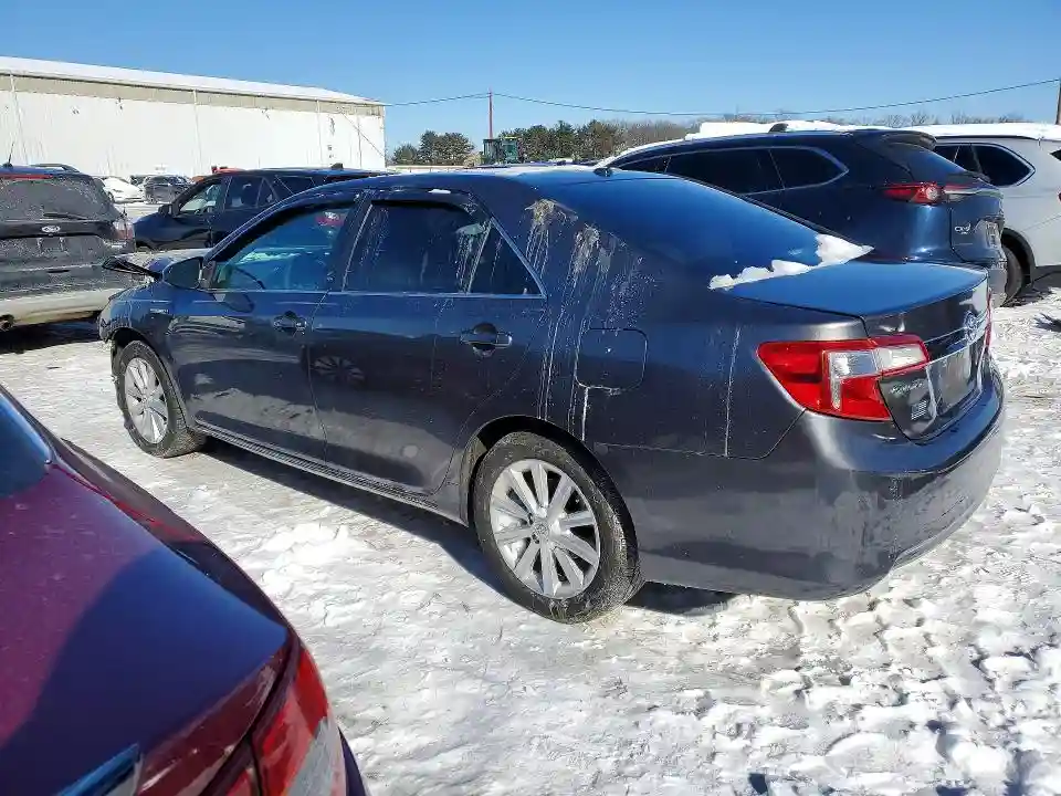 4T1BD1FK6DU088493 2013 TOYOTA CAMRY-1