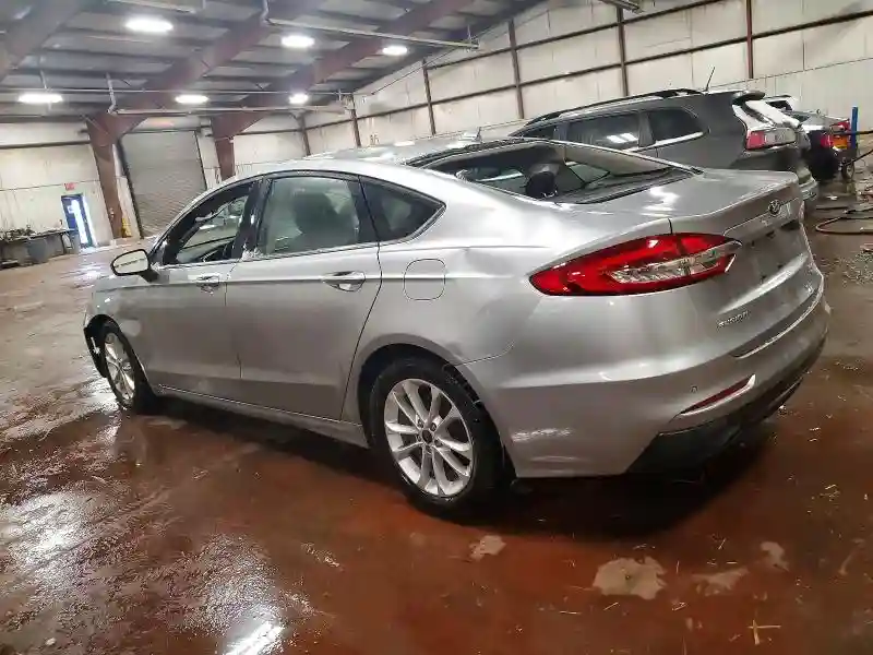 3FA6P0HDXLR107631 2020 FORD FUSION-1