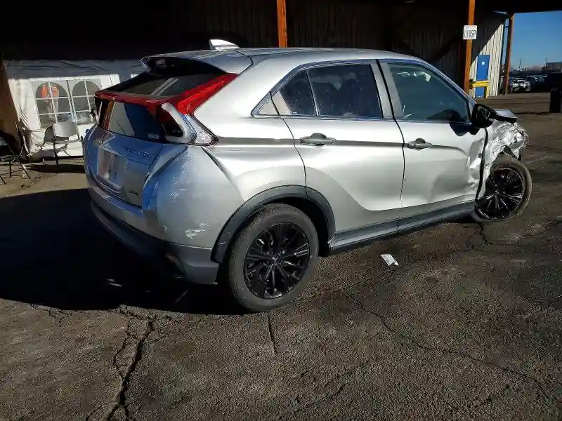 JA4AT4AA2JZ047743 2018 MITSUBISHI ECLIPSE-2
