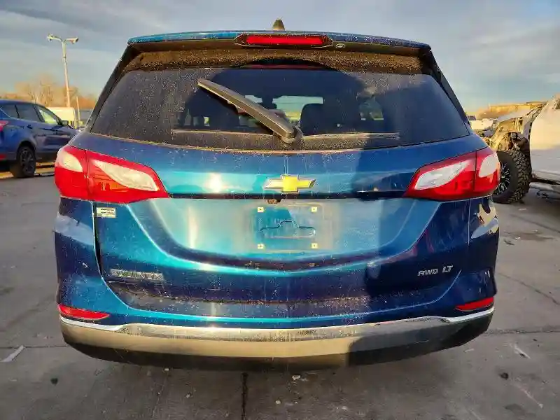 2GNAXUEV7M6106882 2021 CHEV EQUINOX-5