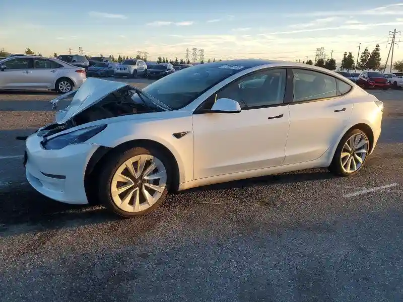 5YJ3E1EA1PF546243 2023 TESLA MODEL 3-0