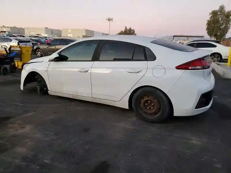 KMHC65LC1KU140161 2019 HYUNDAI IONIQ-1