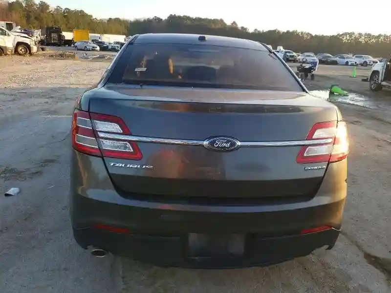 1FAHP2D83JG142075 2018 FORD TAURUS-5