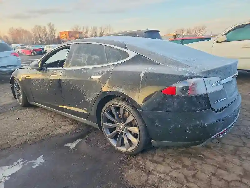 5YJSA1E28FF109905 2015 TESLA MODEL S-1