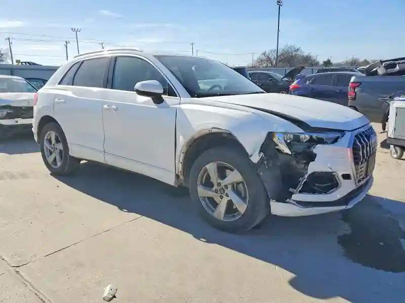 WA1AUCF32M1095960 2021 AUDI Q3-3