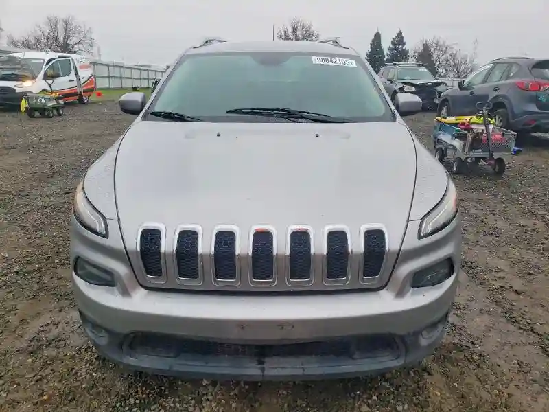 1C4PJLCBXJD518055 2018 JEEP GRAND CHEROKEE-4