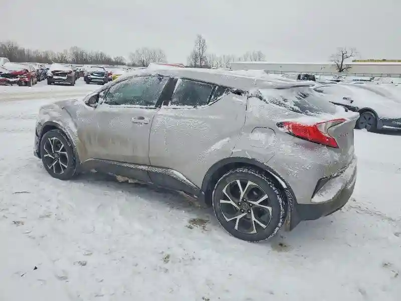 NMTKHMBX9JR040450 2018 TOYOTA C-HR-1