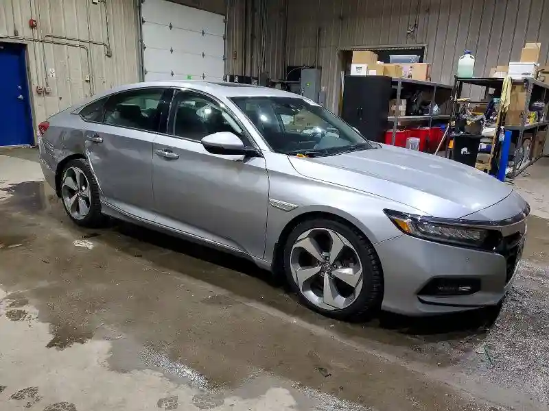 1HGCV2F95JA043455 2018 HONDA ACCORD-3