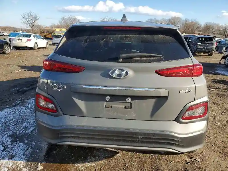 KM8K33AGXMU103367 2021 HYUNDAI KONA-5