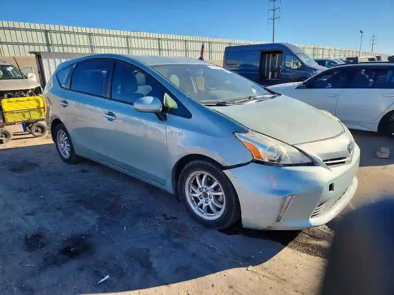 JTDZN3EUXD3192909 2013 TOYOTA PRIUS-3