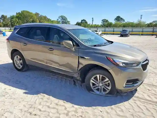 5GAERBKW1JJ142802 2018 BUICK ENCLAVE-3