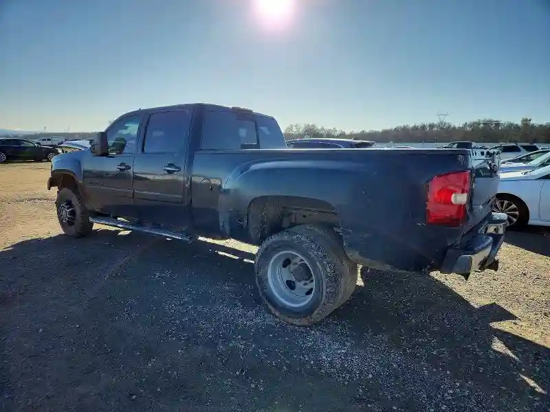 1GT426C84BF157028 2011 GMC SIERRA-1