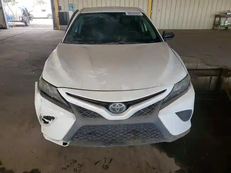 4T1G11AK2LU328420 2020 TOYOTA CAMRY-4