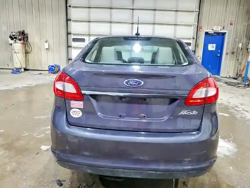 3FADP4AJ1CM104449 2012 FORD FIESTA-5