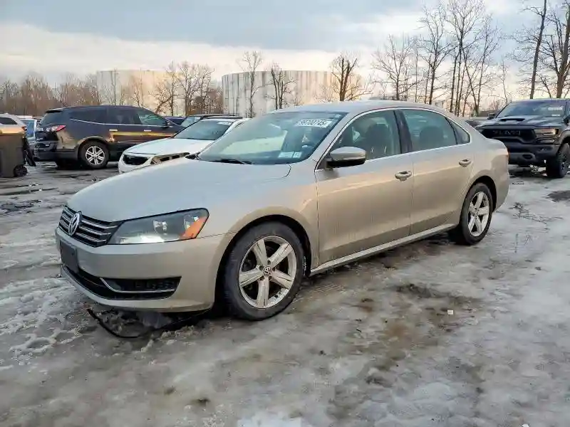 1VWBP7A30DC124244 2013 VOLKSWAGEN PASSAT-0