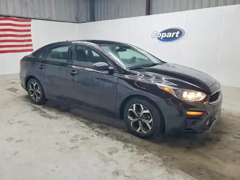 3KPF24AD1LE163457 2020 KIA FORTE-3