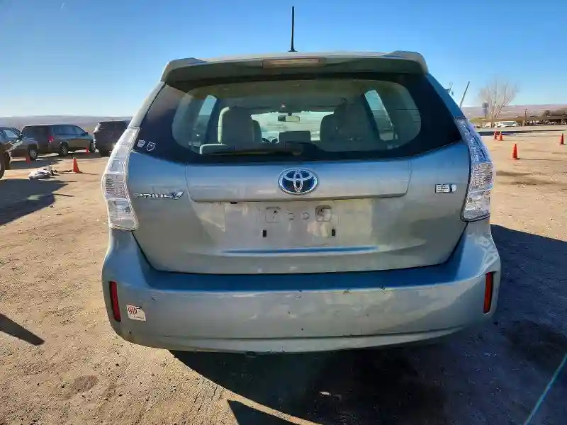 JTDZN3EUXD3192909 2013 TOYOTA PRIUS-5