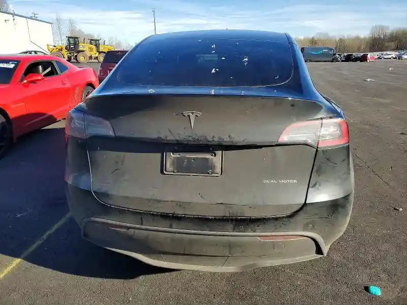 7SAYGDEE6NF544038 2022 TESLA MODEL Y-5