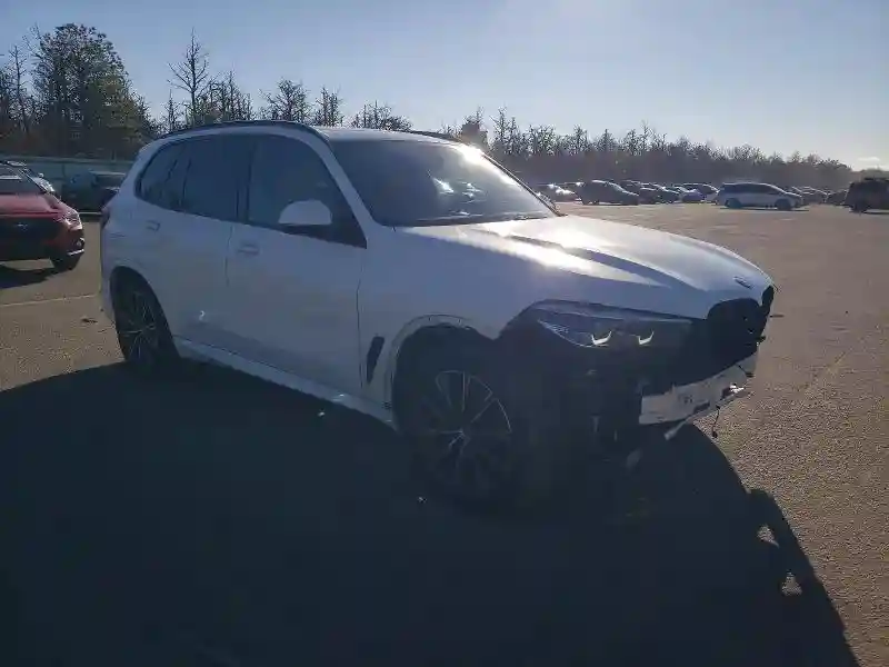 5UXCR6C03M9G97412 2021 BMW X5-3