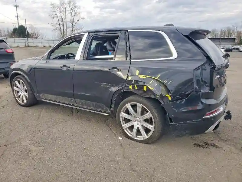 YV4BC0ZX4H1130799 2017 VOLVO XC90-1