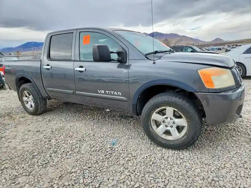 1N6BA0EC2BN322019 2011 NISSAN TITAN-3