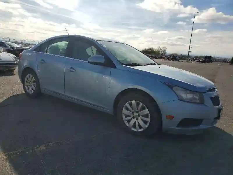 1G1PF5S95B7170413 2011 CHEVROLET CRUZE-3