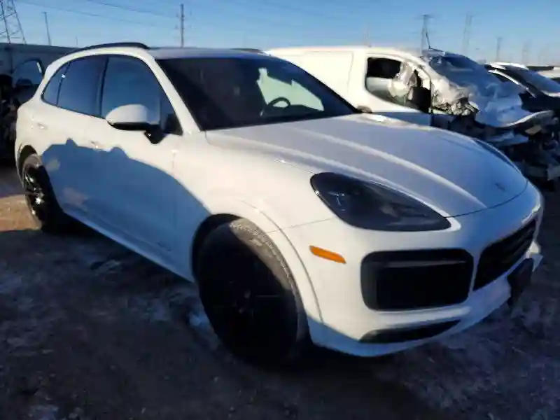 WP1AG2AY7MDA33560 2021 PORSCHE CAYENNE-3