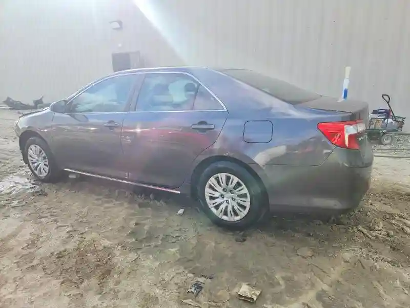 4T4BF1FK4CR249051 2012 TOYOTA CAMRY-1