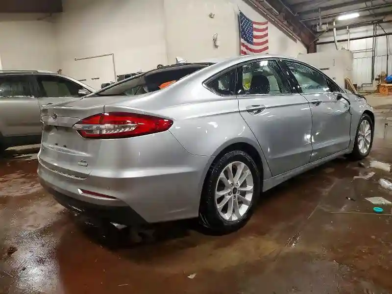 3FA6P0HDXLR107631 2020 FORD FUSION-2