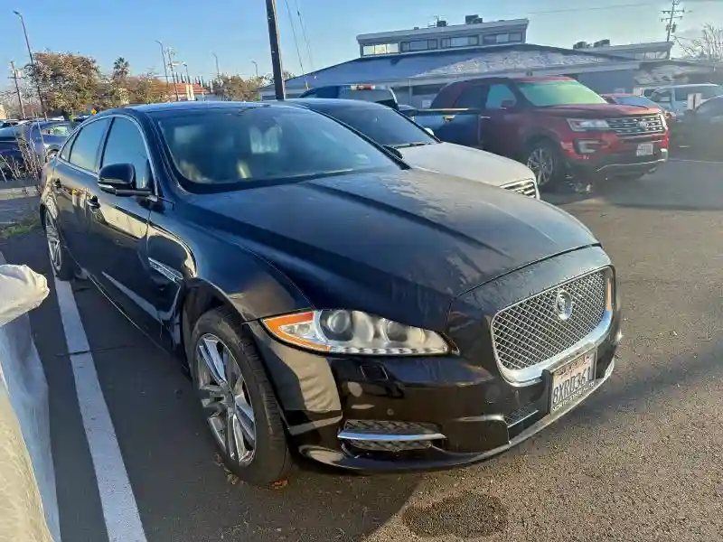 SAJWA2GB2DLV42961 2013 JAGUAR XJ-0