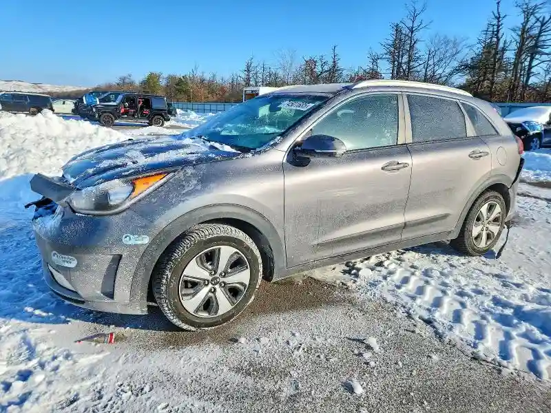 KNDCC3LC7H5070878 2017 KIA NIRO-0