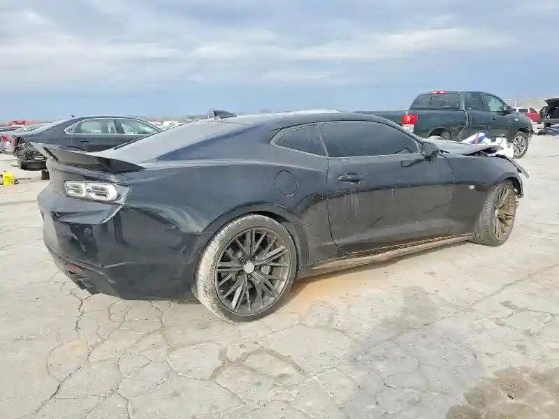 1G1FH1R70H0112567 2017 CHEVROLET CAMARO-2