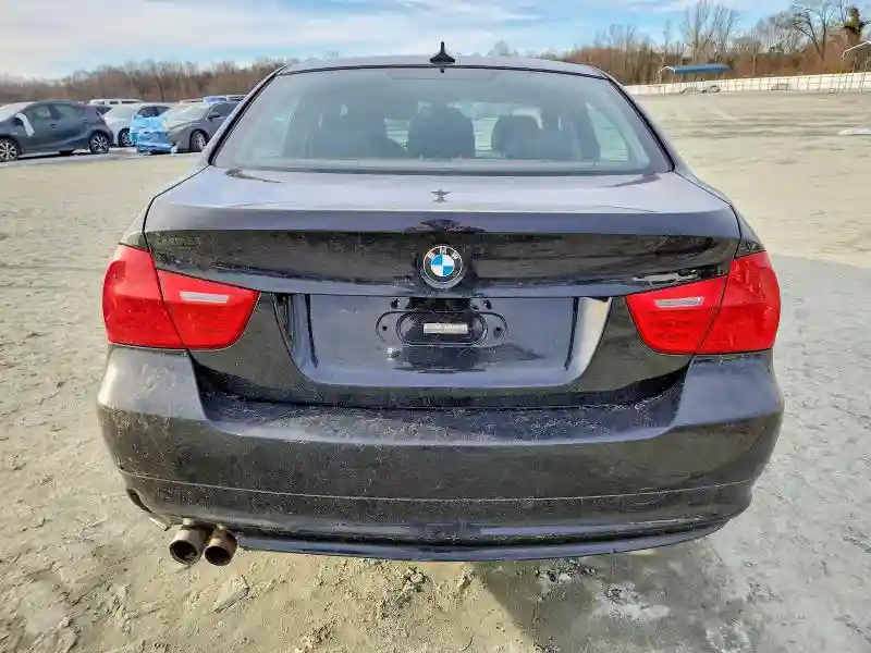 WBAPK5C55BA661739 2011 BMW 3 SERIES-5
