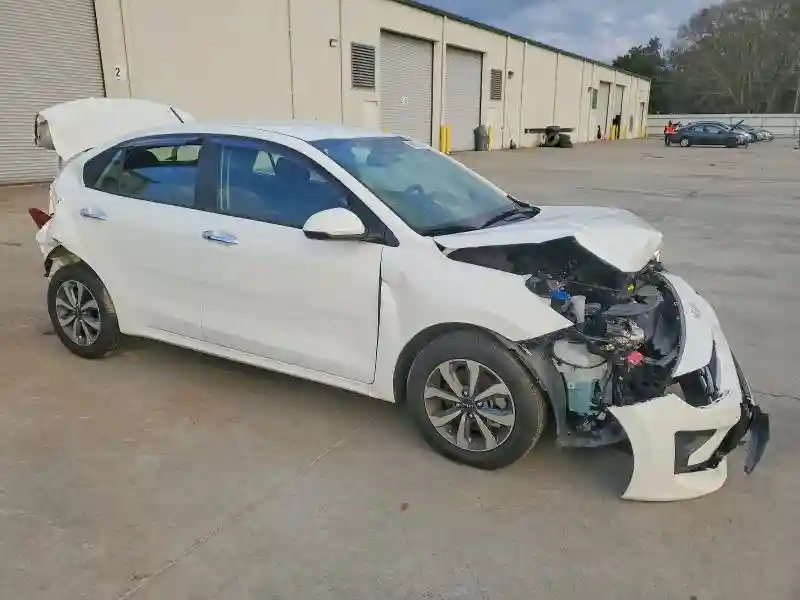 3KPA24AD7PE520379 2023 KIA RIO-3