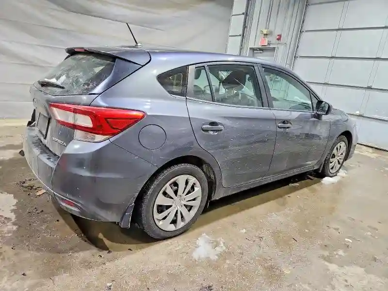 4S3GTAA60J3731171 2018 SUBARU IMPREZA-2