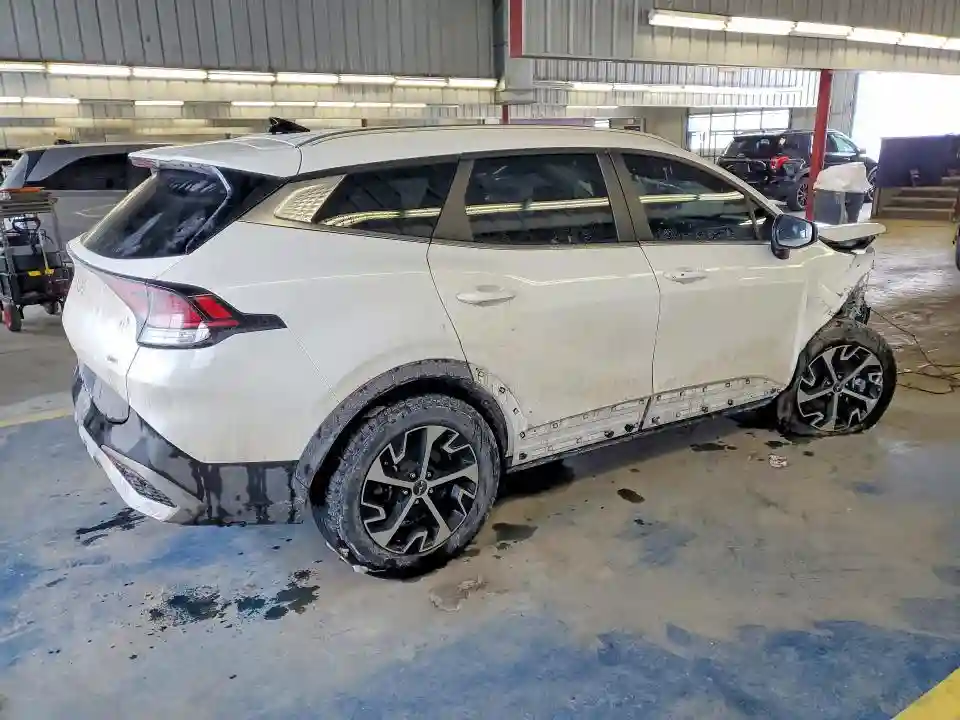 KNDPVCAGXP7111458 2023 KIA SPORTAGE-2