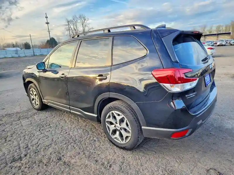 JF2SKADC0PH411313 2023 SUBARU FORESTER-1