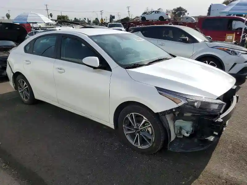 3KPF24AD0PE666936 2023 KIA FORTE LXS-3