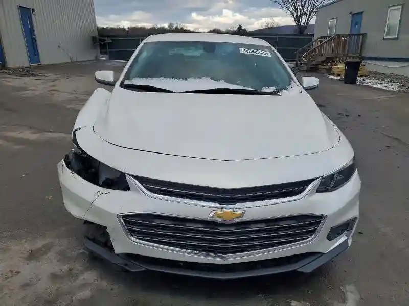 1G1ZE5ST0HF215893 2017 CHEVROLET MALIBU-4