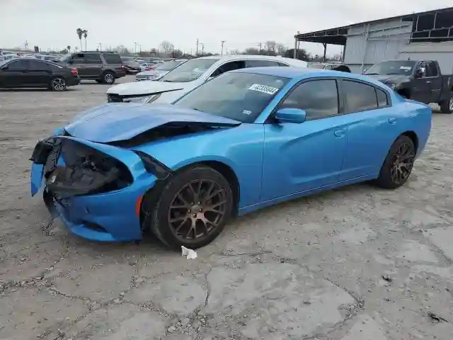 2C3CDXBG0JH319128 2018 DODGE CHARGER-0