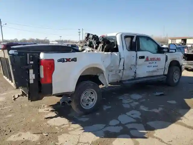 1FT7X2BT1HEE80562 2017 FORD F250-2