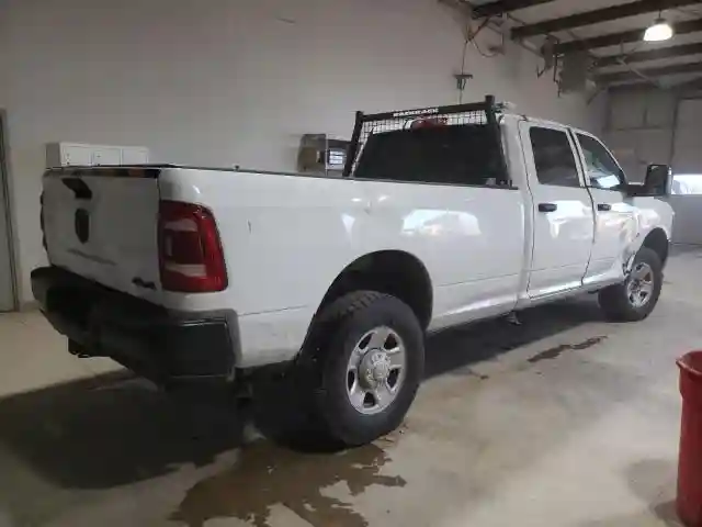3C63R3GJ0PG542246 2023 RAM 3500-2
