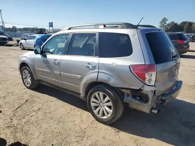 JF2SHAEC6BH753757 2011 SUBARU FORESTER-1