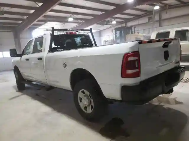 3C63R3GJ0PG542246 2023 RAM 3500-1